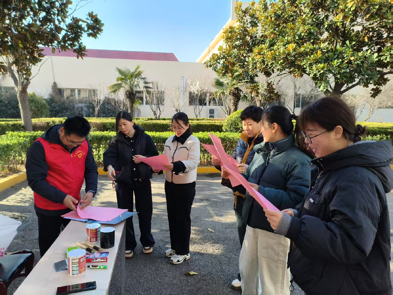 金達(dá)煤礦開展“情系女職工  法在你身邊” 普法宣傳活動